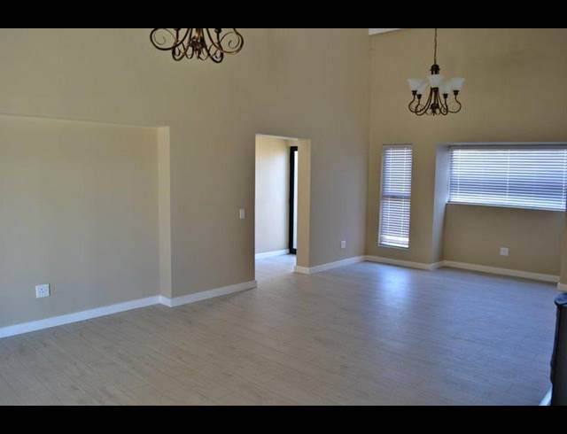 3 BEDROOM HOUSE FOR SALE IN COPPERLEAF ESTATE